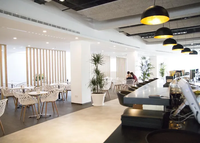 Planet One Hotel