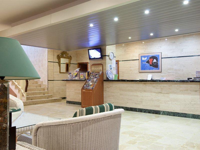 Planet One Hotel 3*