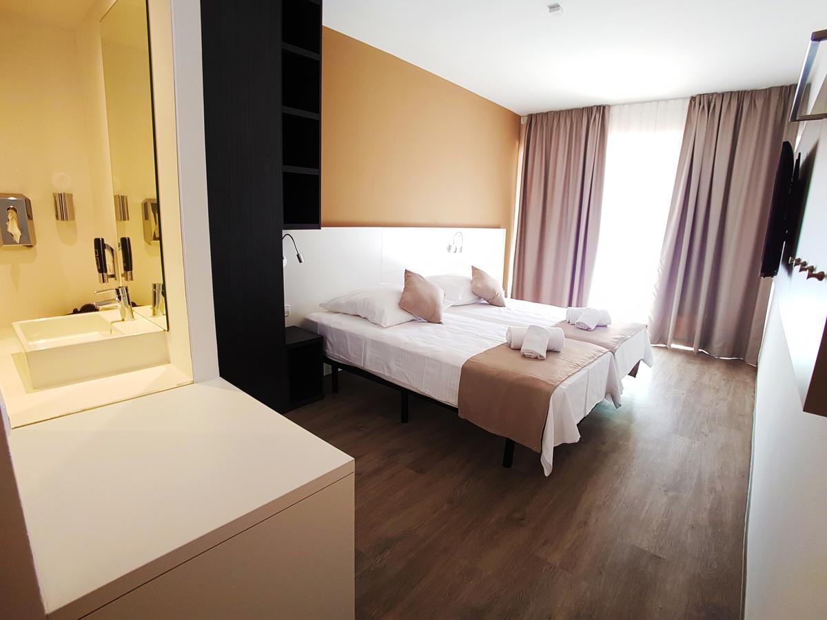 Hotel Planet One 3*