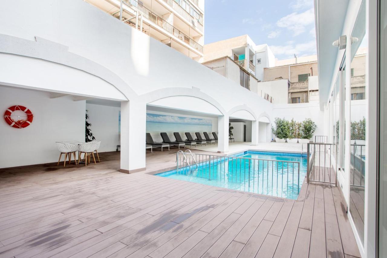 Planet One Hotel 3*