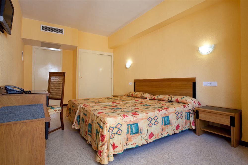 Planet One Hotel